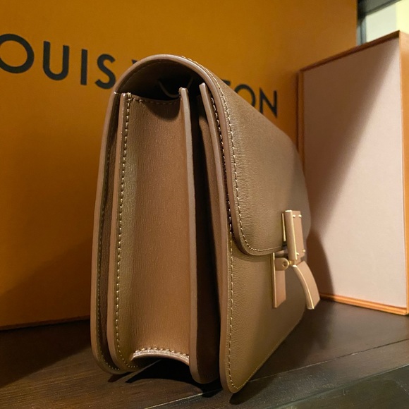 Small Classic Bag in Box Premium Saffiano Leather |Brown Camel |Rose Gold Clasp - Picture 16 of 16